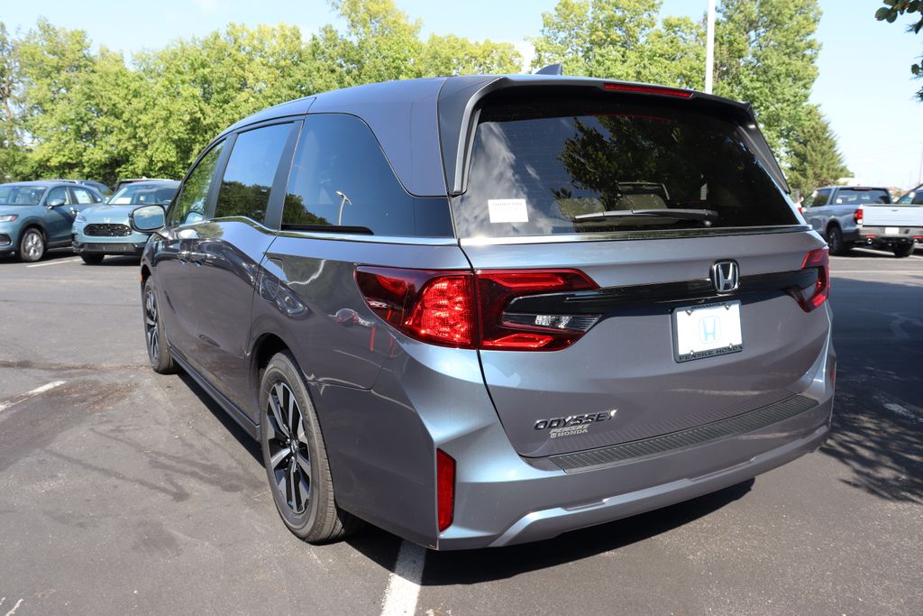 2026 Honda Odyssey EX-L photo 2