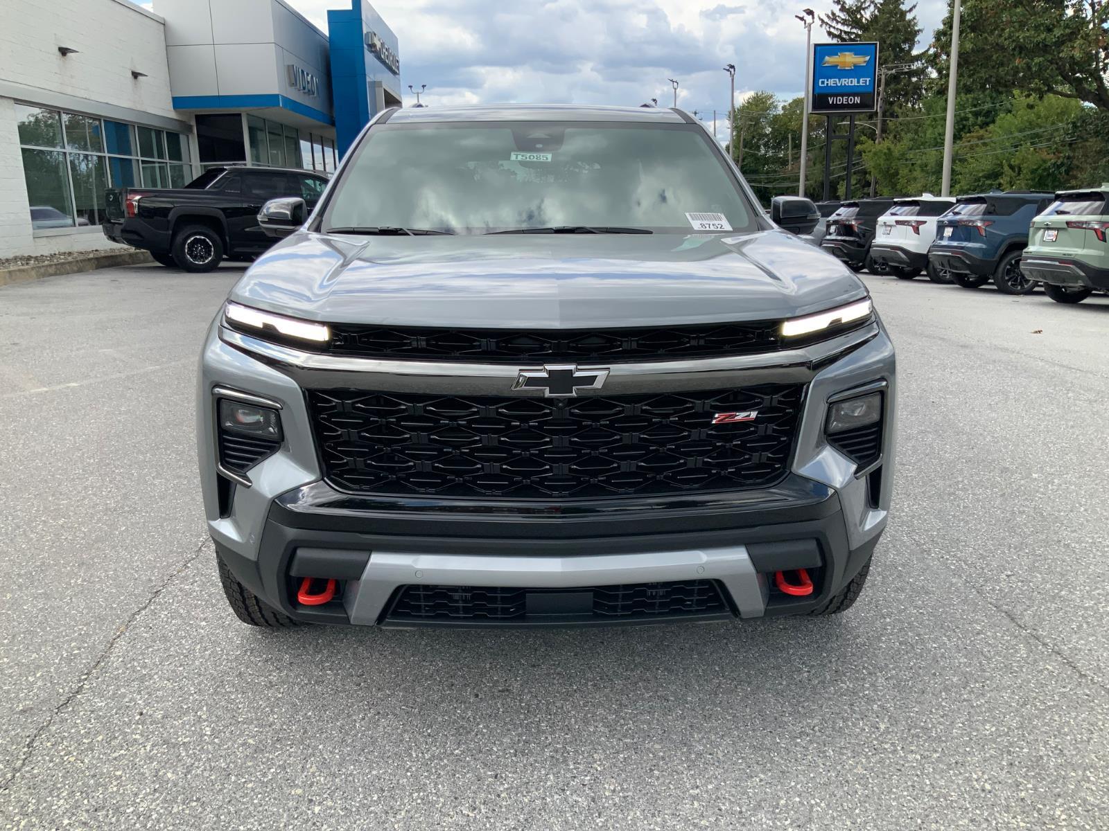 2026 Chevrolet Traverse Z71 photo 2