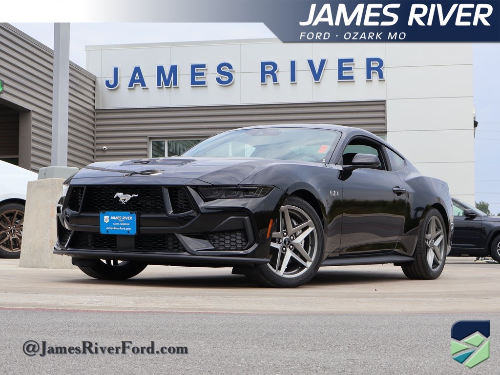 2025 Ford Mustang GT's photo