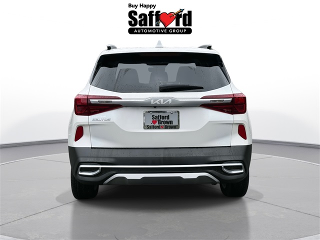 2023 Kia Seltos S photo 2