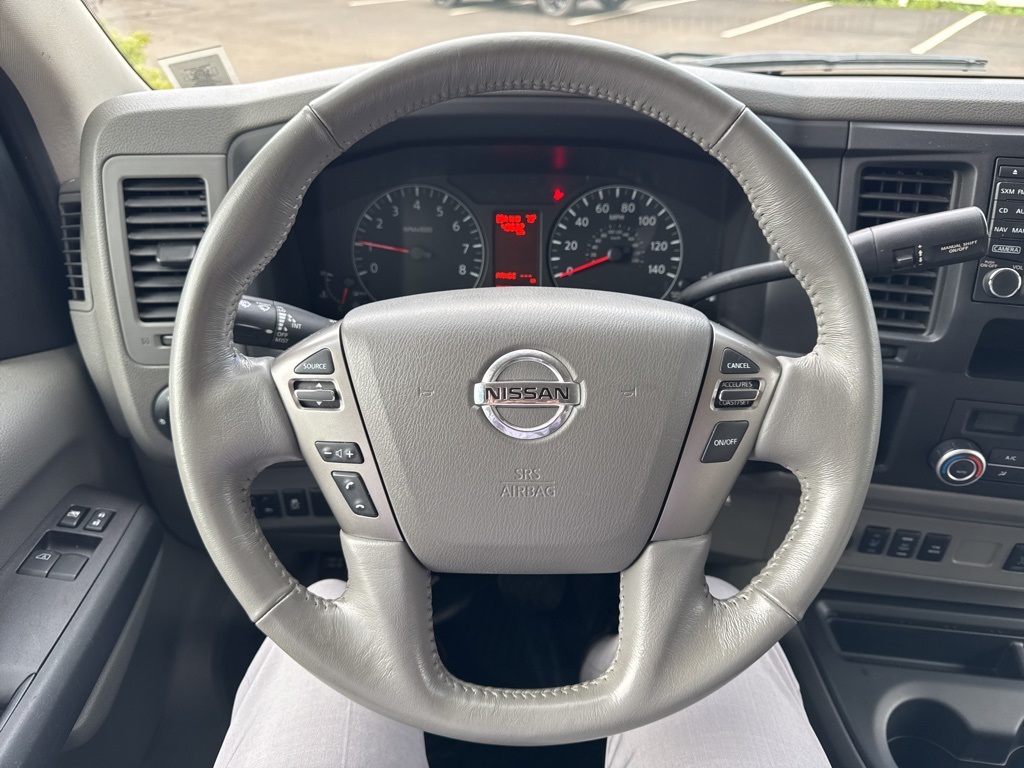 2019 Nissan NV3500 photo 3