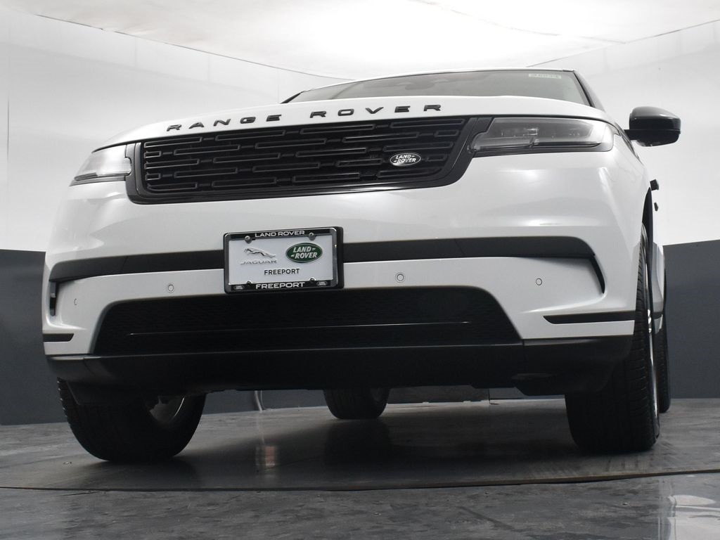 2025 Land Rover Range Rover Velar S photo 10