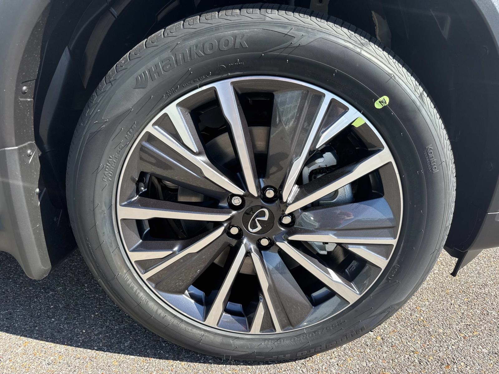 2026 Infiniti QX60 Luxe AWD photo 3