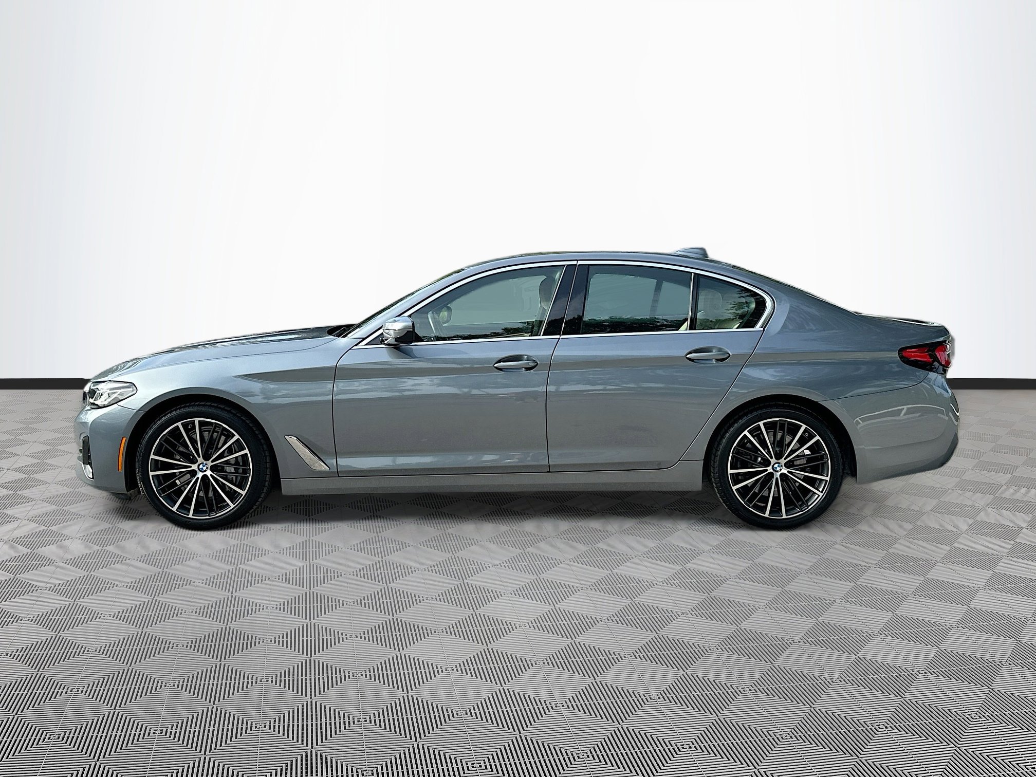 2022 Bmw 540i photo 4