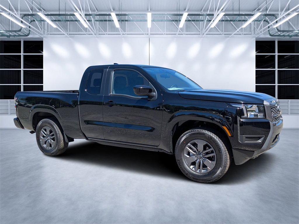 2025 Nissan Frontier SV's photo