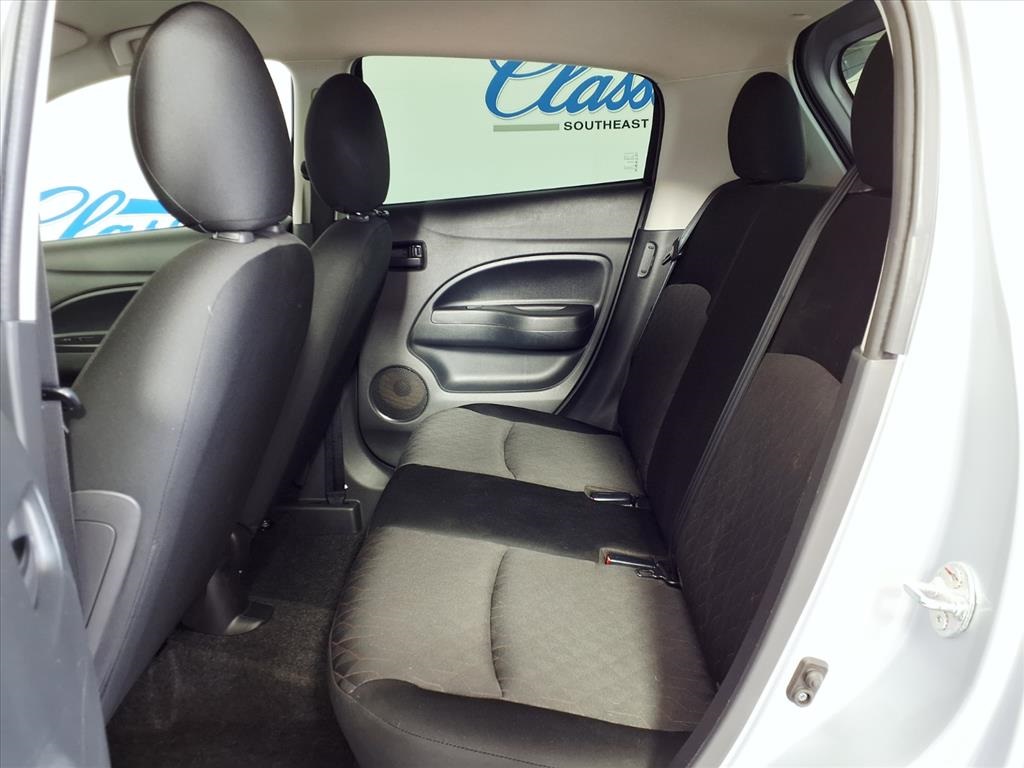 2021 Mitsubishi Mirage ES photo 10