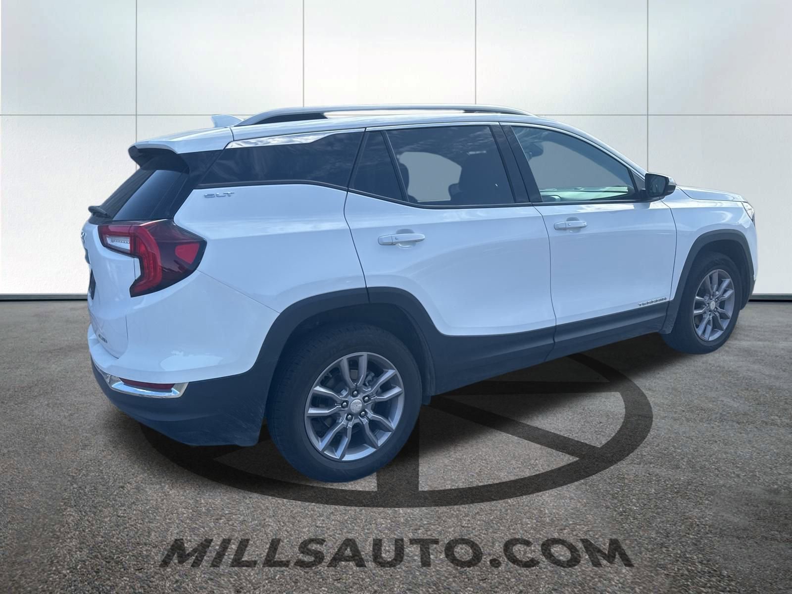 2023 Gmc Terrain SLT photo 3