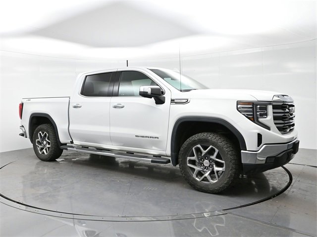 2023 GMC Sierra 1500 SLT's photo