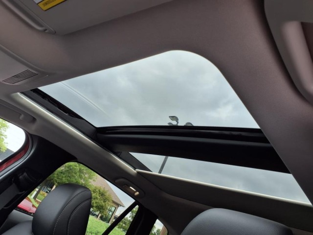 2025 Mazda CX-50 2.5 S Premium photo 9