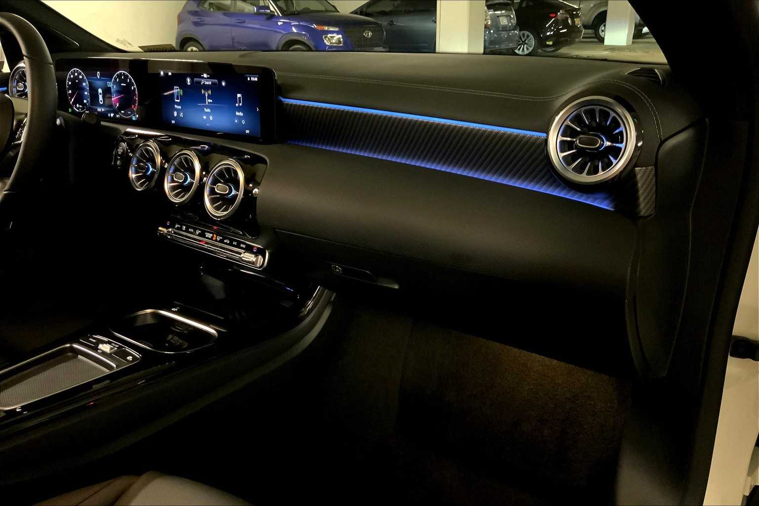 2025 Mercedes Benz CLA 250 photo 16