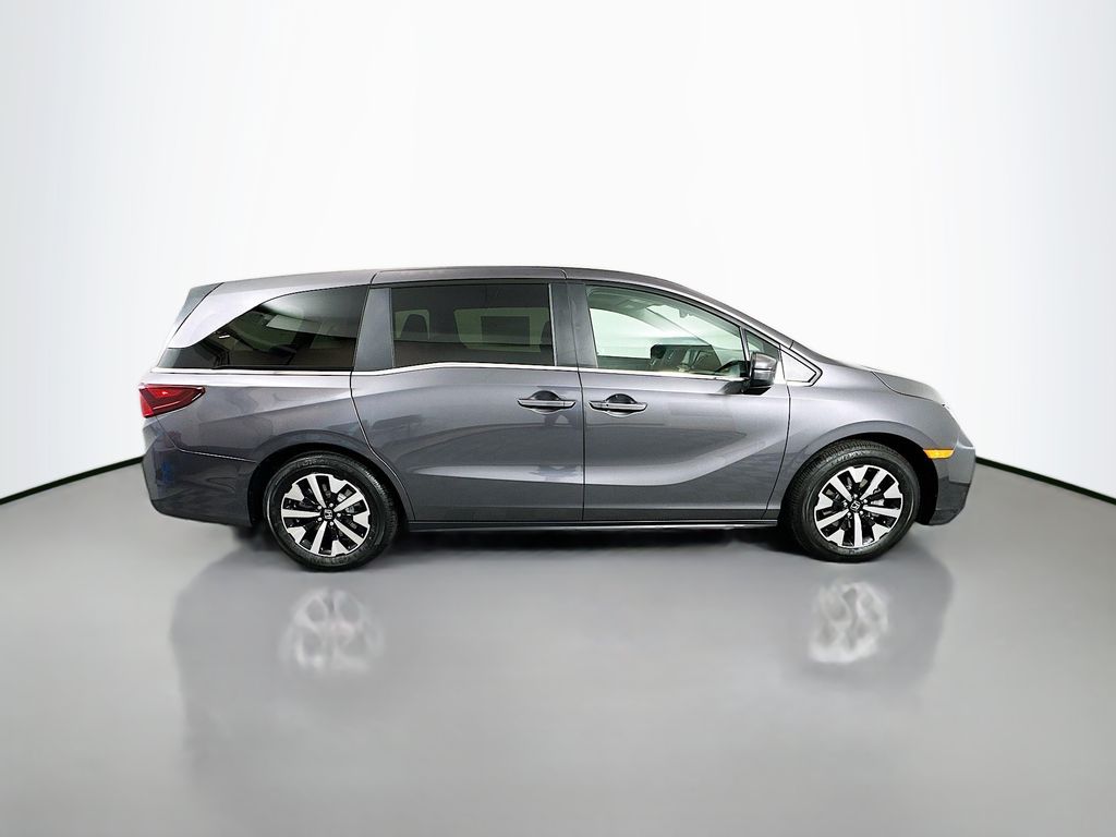 2026 Honda Odyssey EX-L photo 3