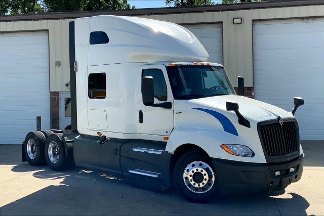 2021 International LT625 6x4 