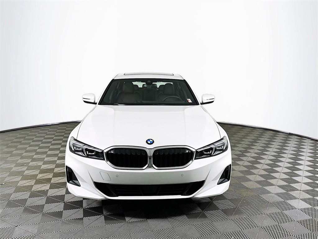 2025 Bmw 330i 330i xDrive photo 2