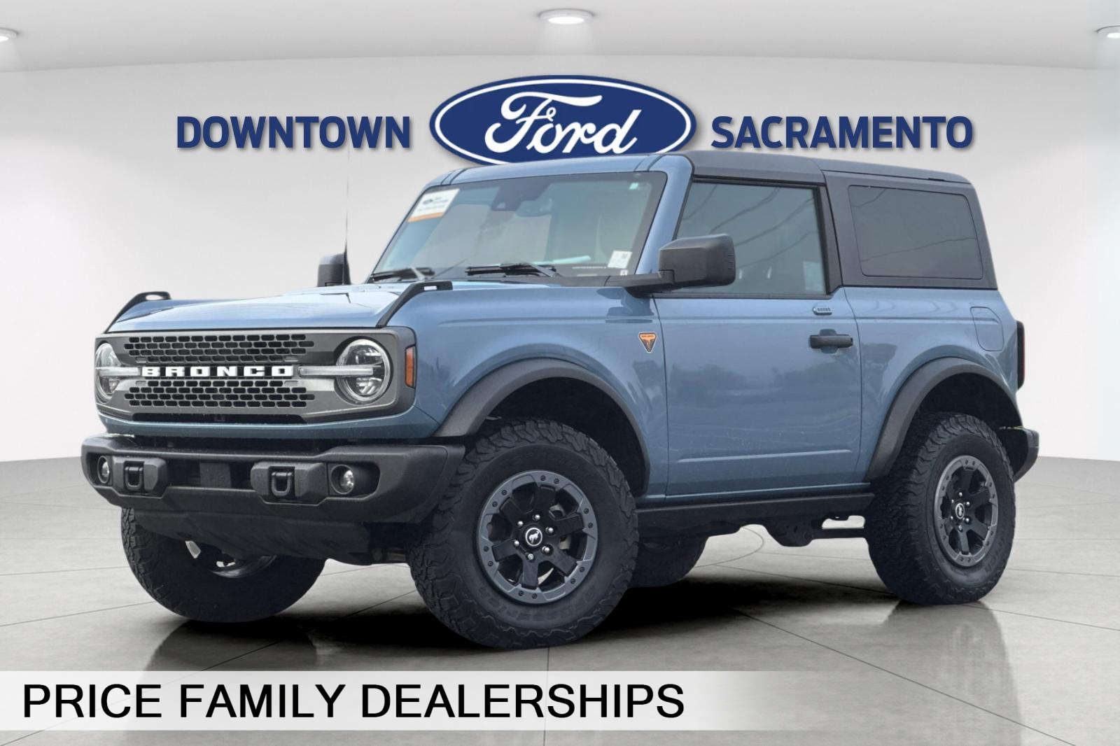 2023 Ford Bronco 2-Door Badlands's photo