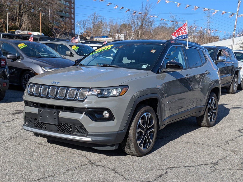 2022 Jeep Compass Limited's photo
