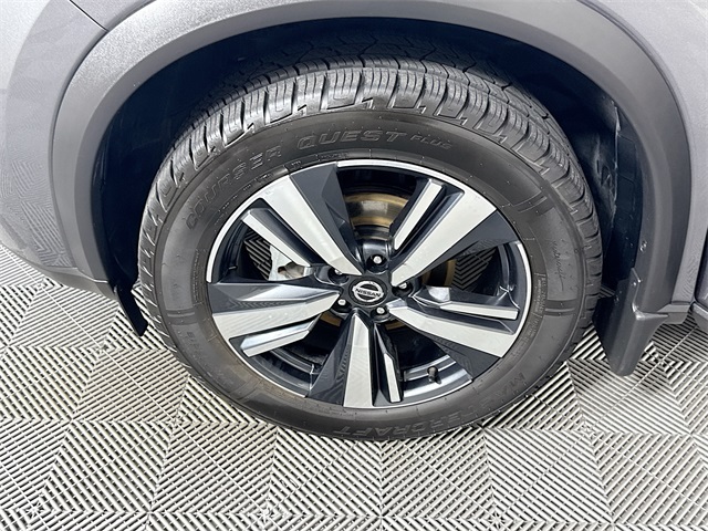 2021 Nissan Rogue SL photo 3