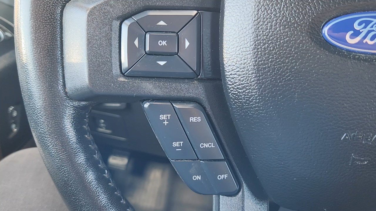 2017 Ford F-150 XLT photo 11
