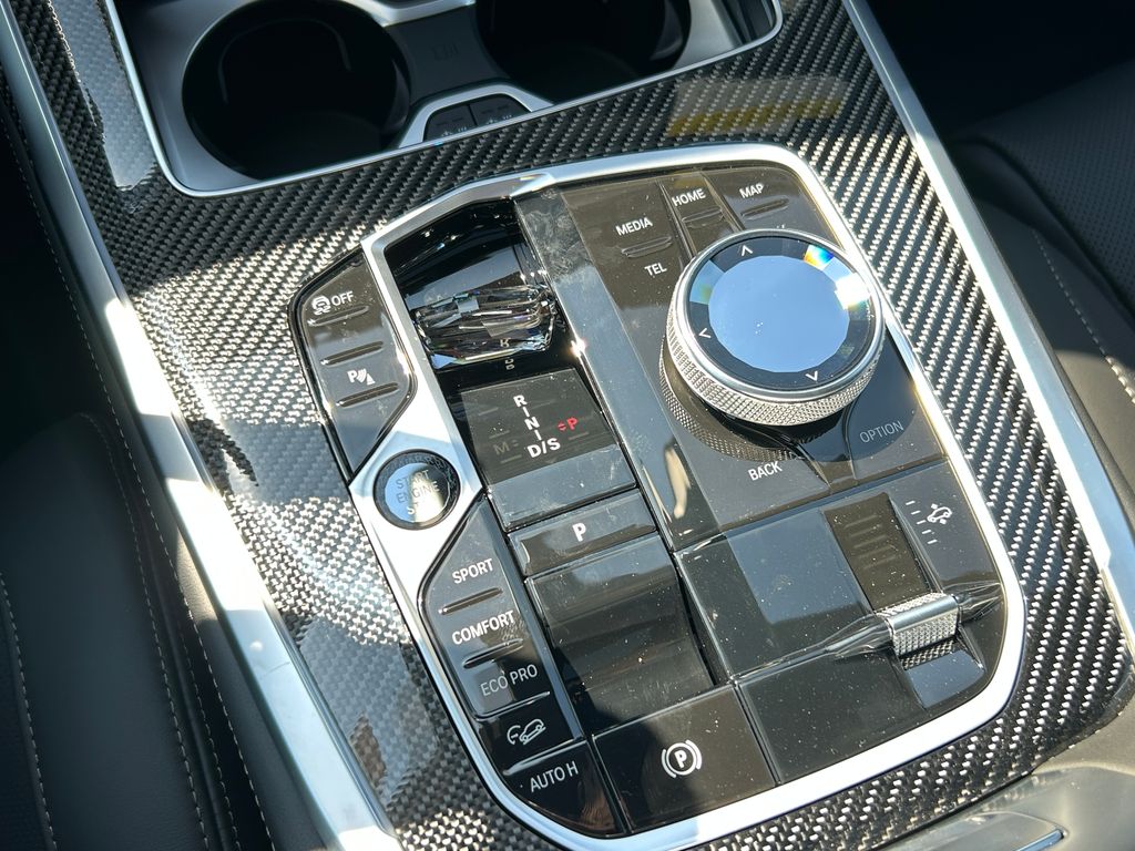2026 Bmw X7 M60i photo 27