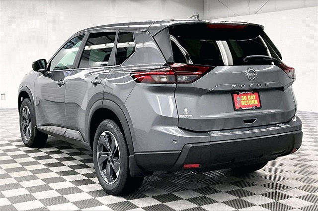 2025 Nissan Rogue SV photo 3