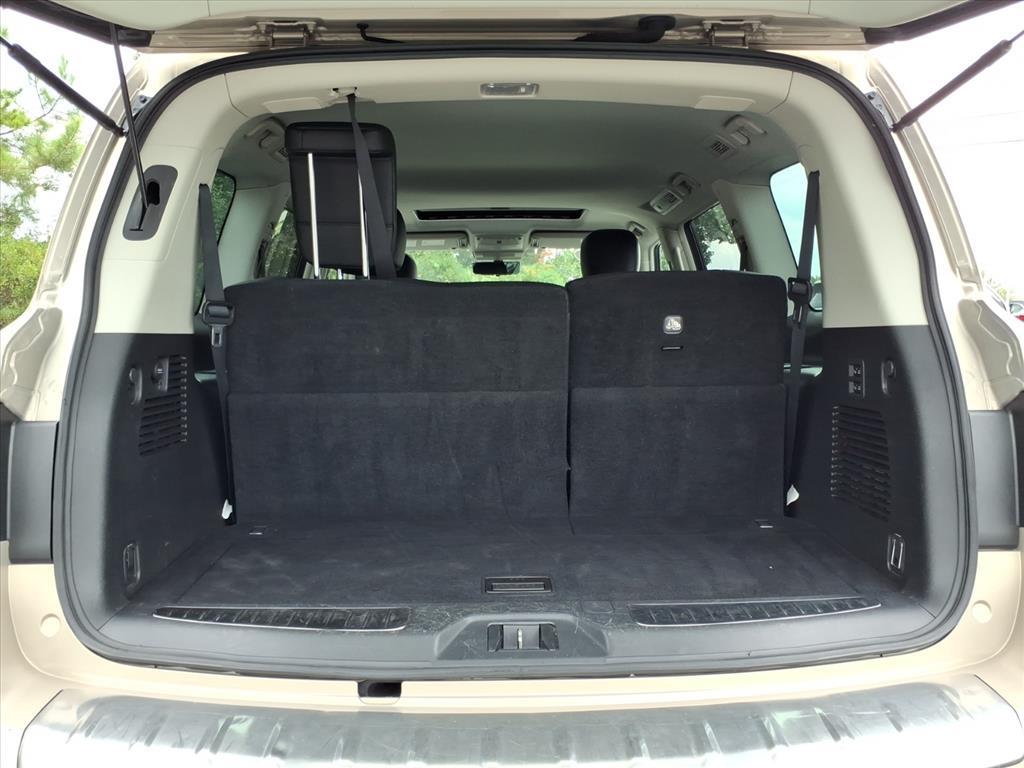2023 Infiniti QX80 Luxe photo 19
