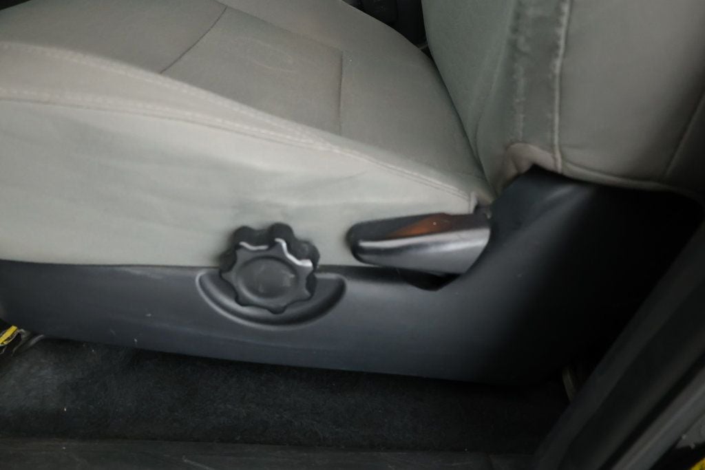 2018 Toyota Tacoma SR5 TRD Sport photo 8