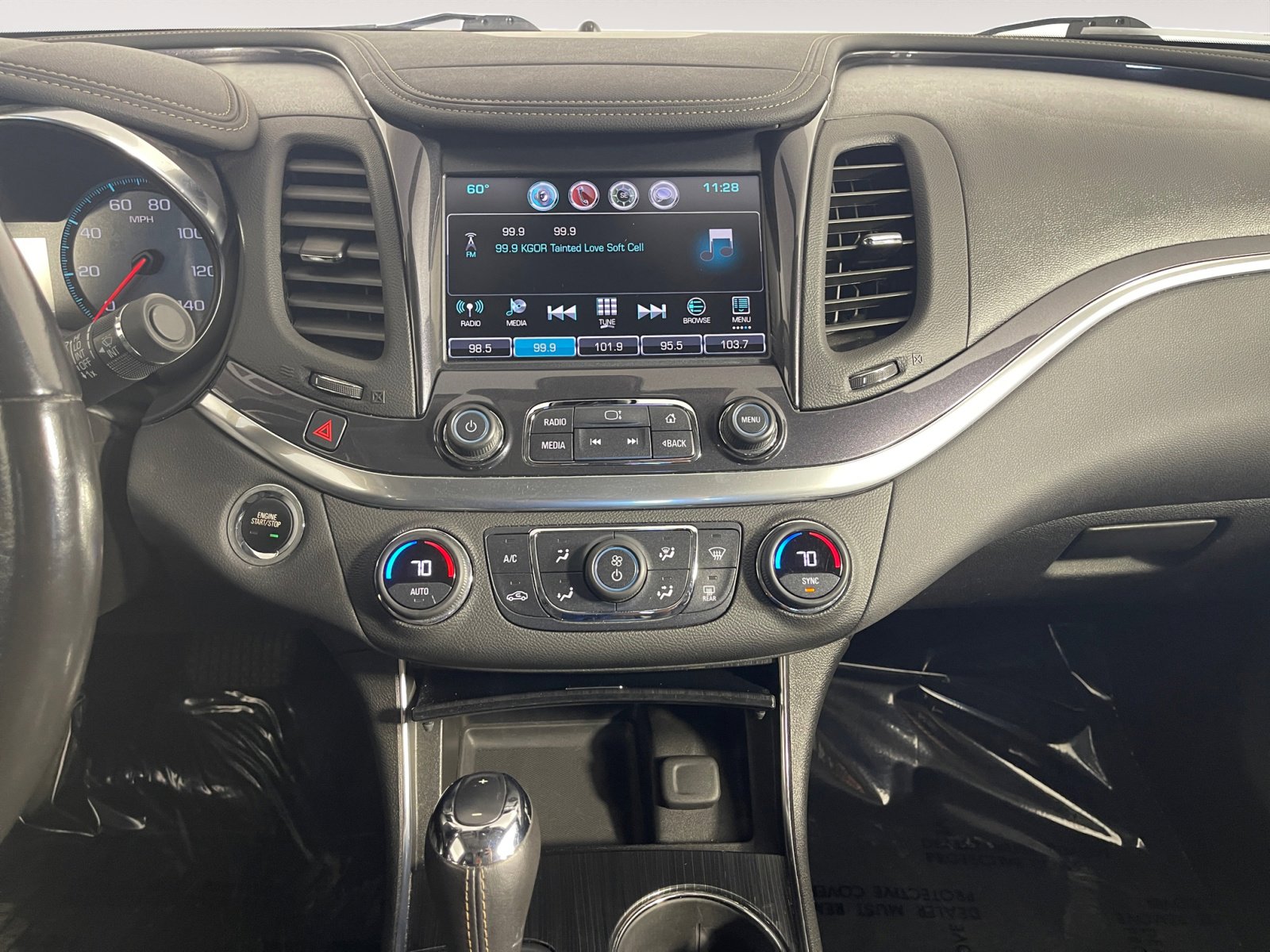 2018 Chevrolet Impala 1LT photo 14