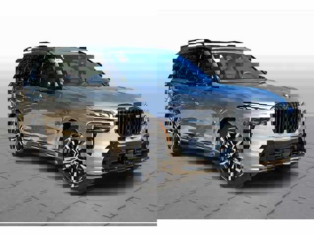 2025 Bmw X7 M60i photo 2
