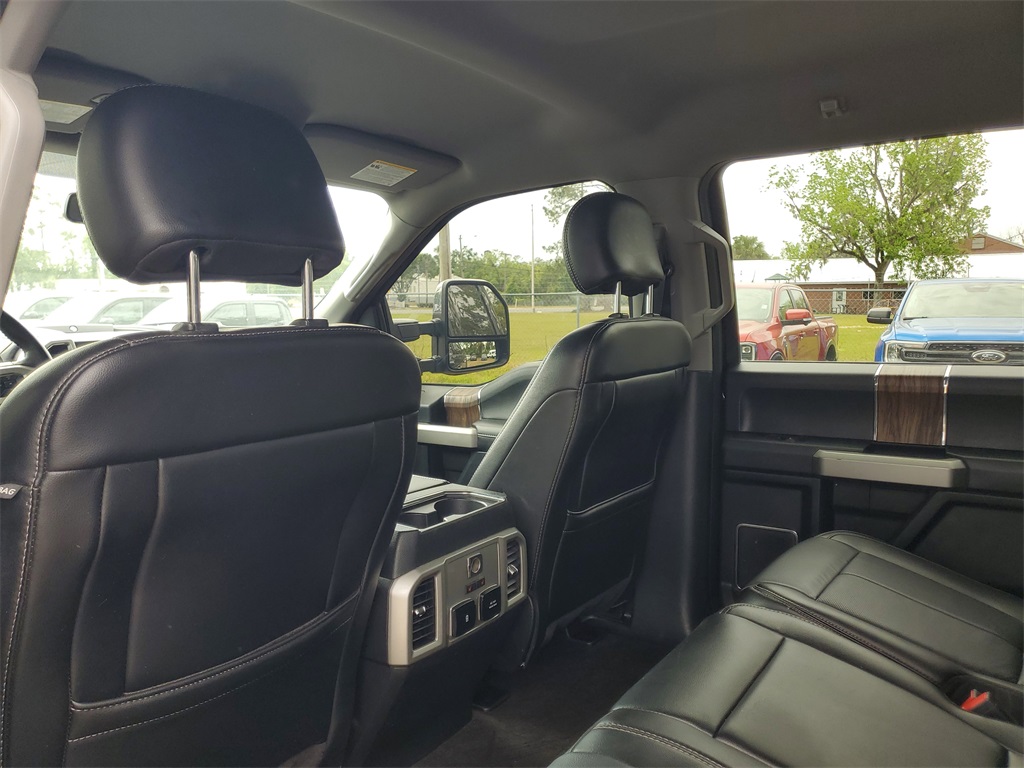 2020 Ford F-150 Lariat photo 25