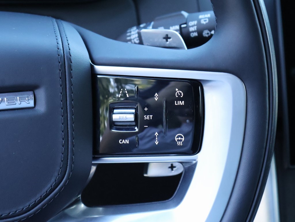 2025 Land Rover Range Rover SE photo 26
