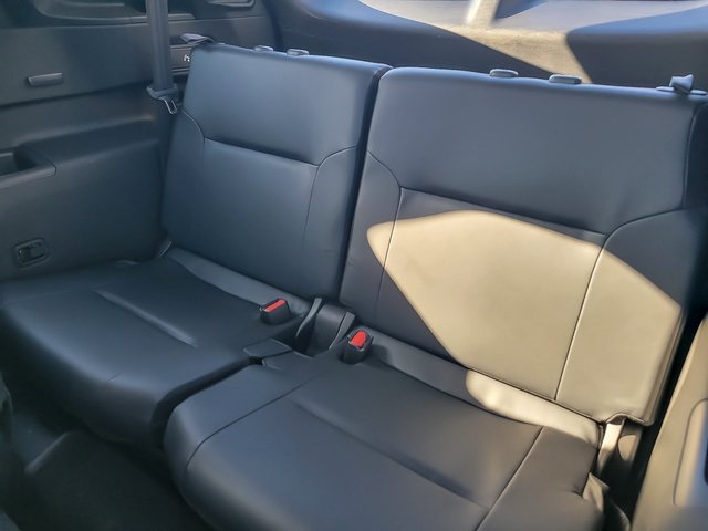 2025 MITSUBISHI OUTLANDER - Image 8