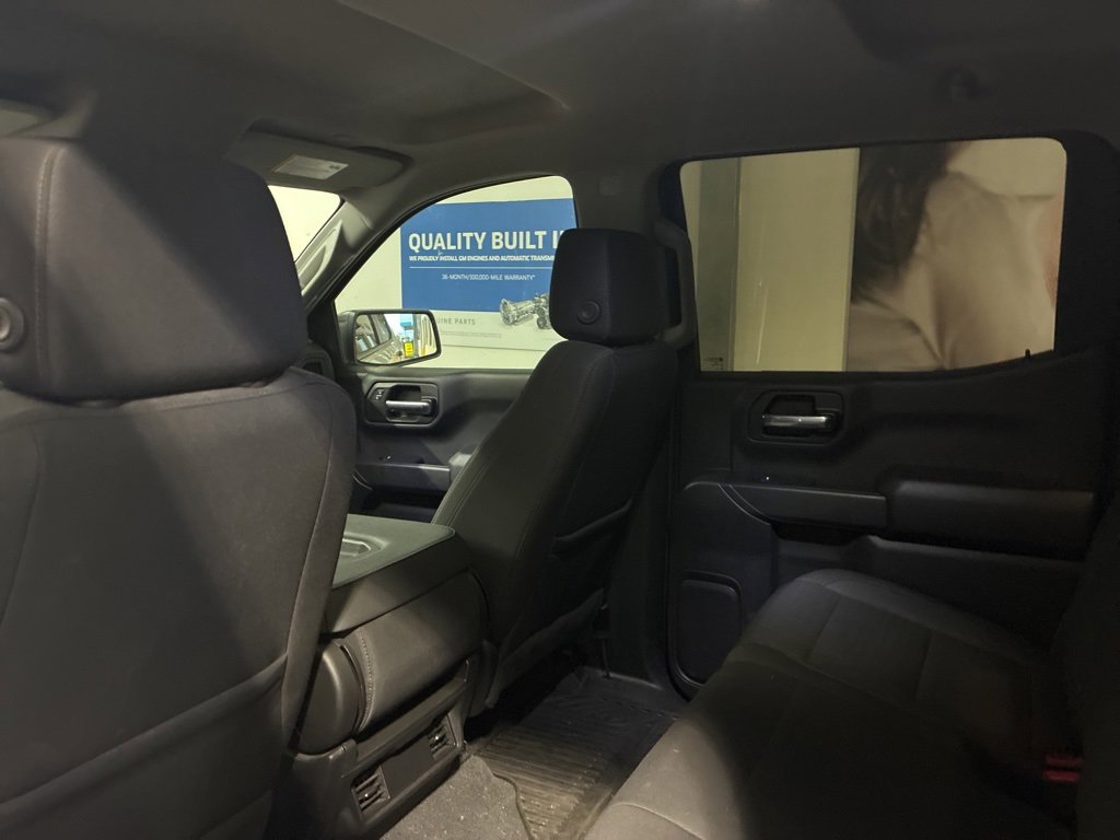 2023 Chevrolet Silverado 1500 Custom photo 4