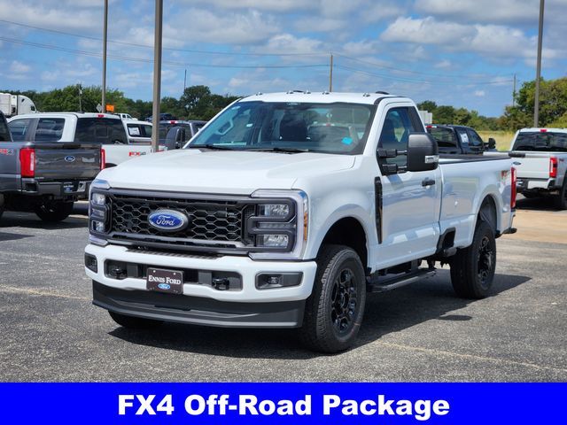 2026 Ford F-350 XL photo 4