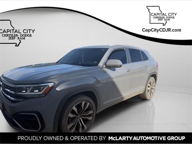 2021 Volkswagen Atlas Cross Sport SEL R-Line's photo