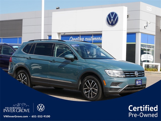 2021 Volkswagen Tiguan SE's photo