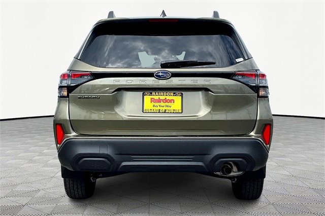 2025 Subaru Forester Premium photo 4
