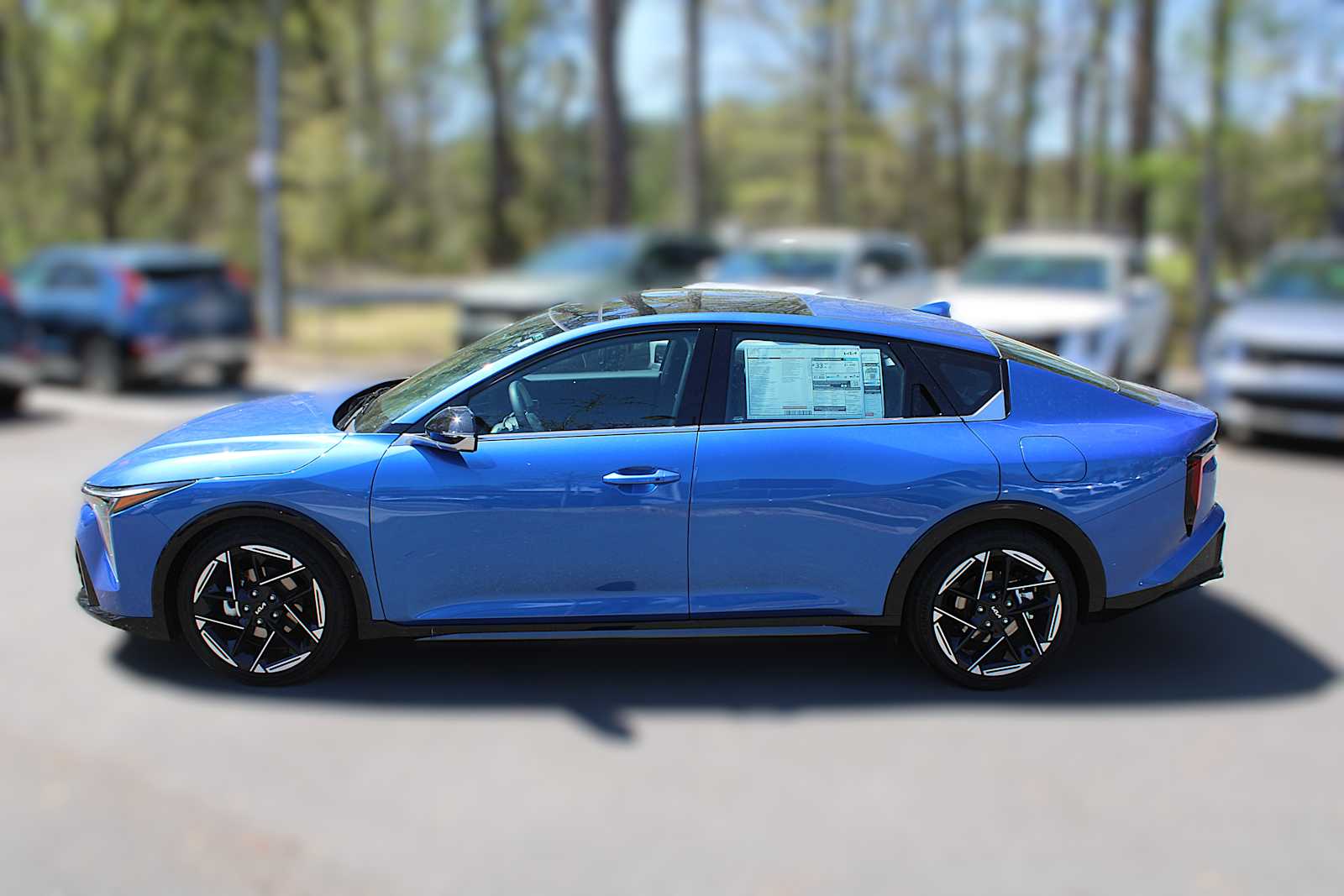 2025 Kia K4 GT-Line photo 4