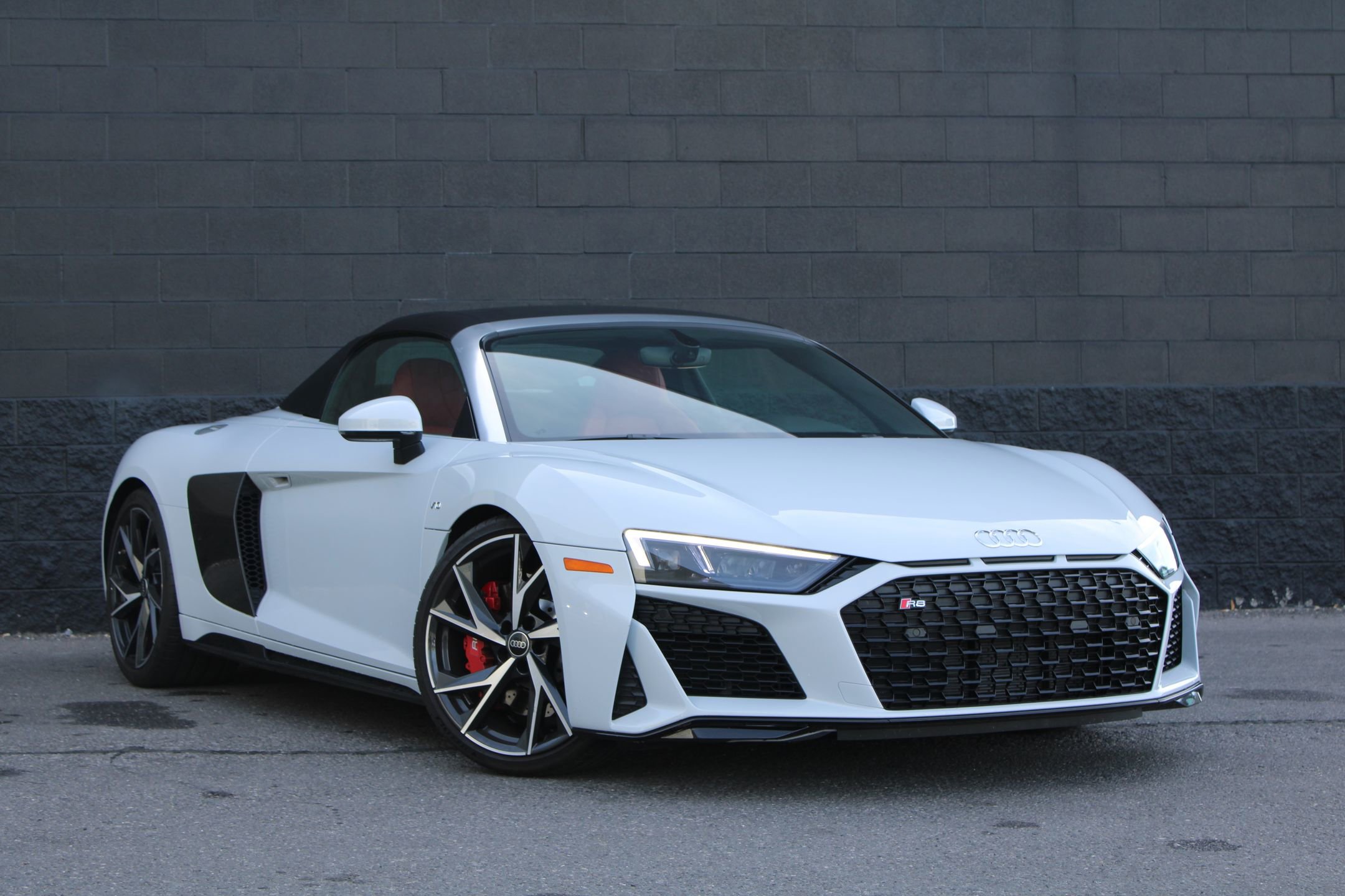 2023 Audi R8 Spyder V10 Performance photo 3