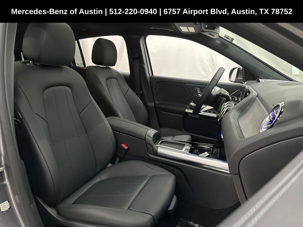 2025 Mercedes Benz GLA 250 photo 16