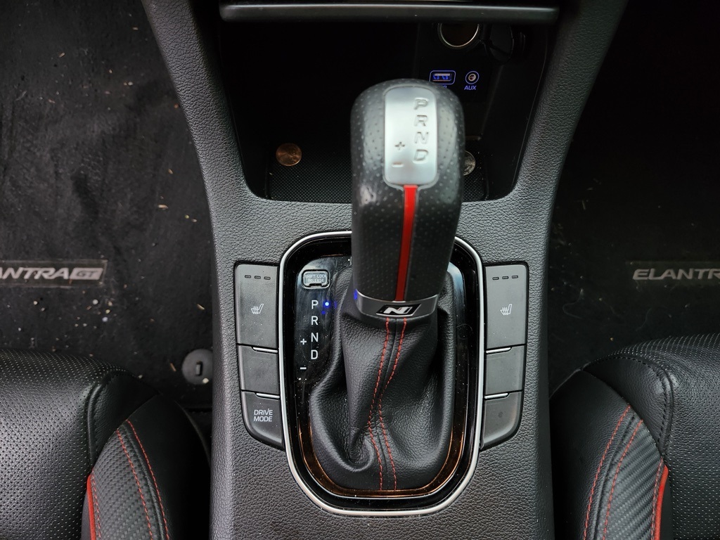 2020 Hyundai Elantra GT N Line photo 17