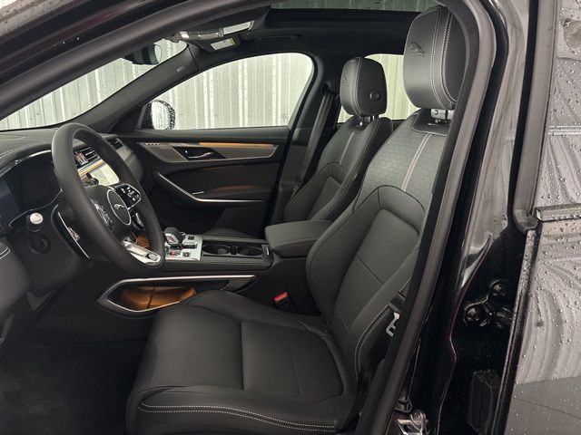 2026 Jaguar F-PACE P250 R-Dynamic S photo 12