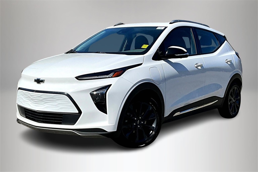 2022 Chevrolet Bolt EUV Premier photo 2