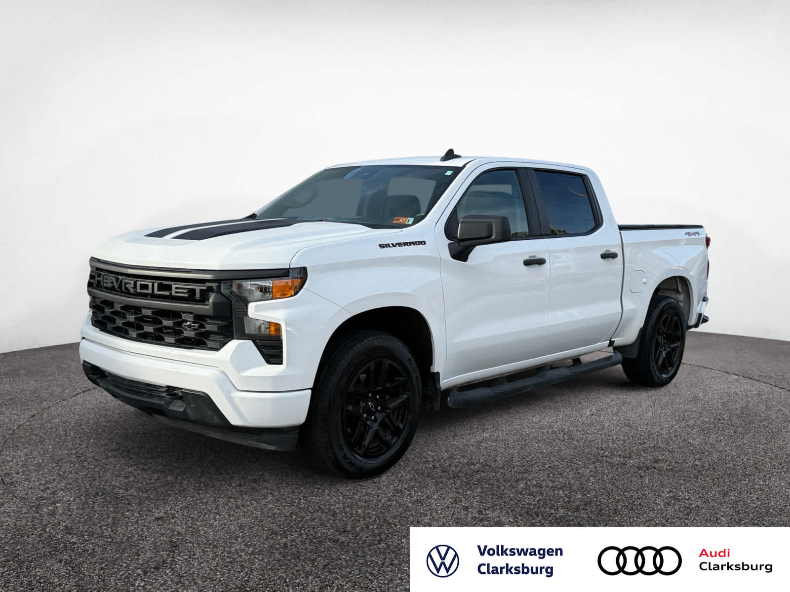 2023 Chevrolet Silverado 1500 Custom's photo