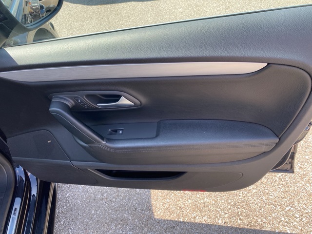 2015 Volkswagen CC 2.0T R-Line photo 24