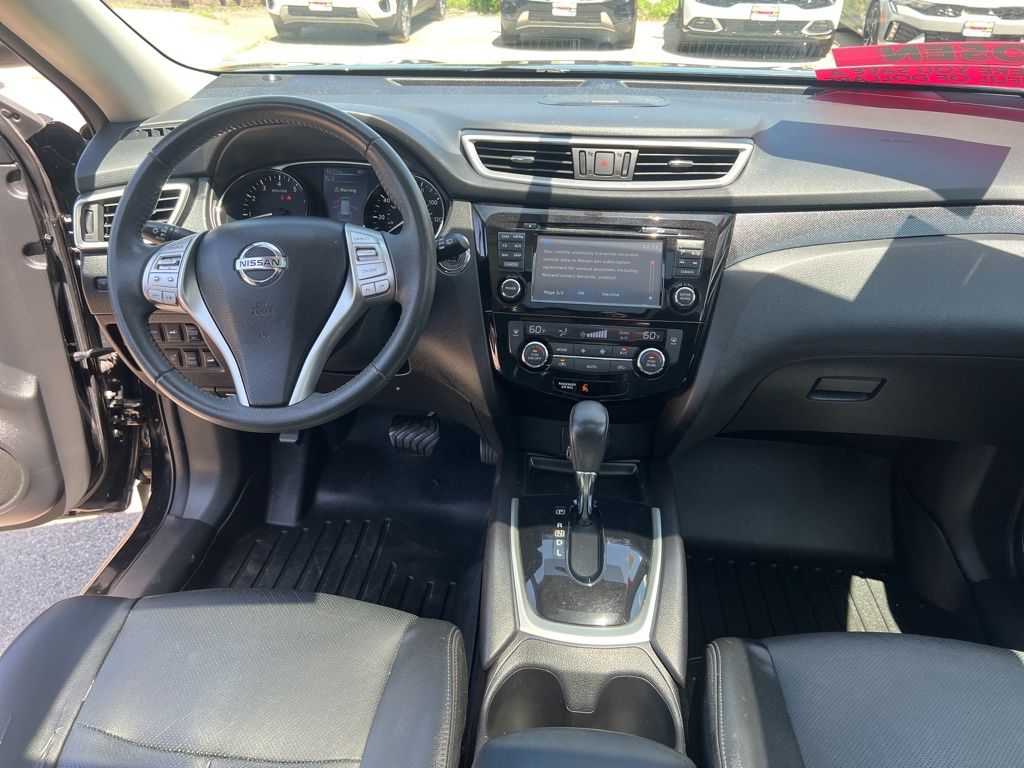2016 Nissan Rogue SL photo 14