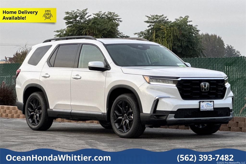 2025 Honda Pilot Touring's photo