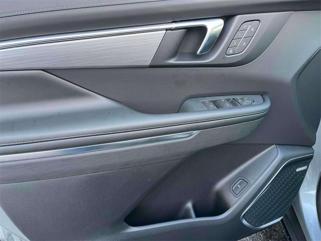 2025 Buick Enclave Preferred photo 19