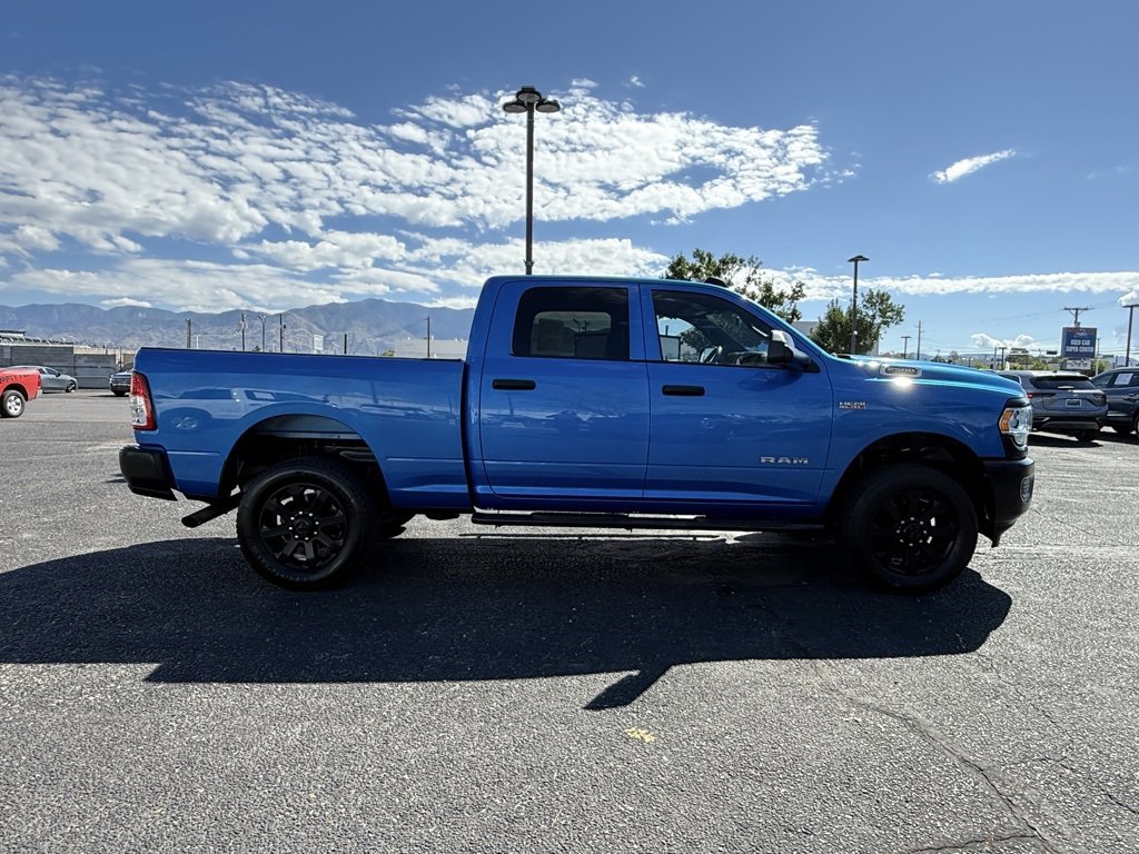 2025 Chevrolet Silverado 1500 LT photo 4
