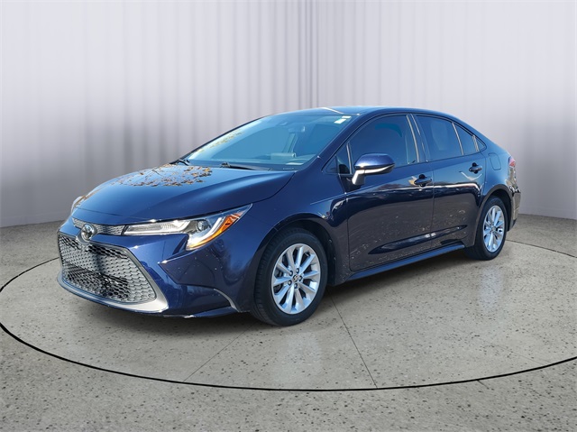 Certified 2021 Toyota Corolla LE with VIN JTDVPMAE1MJ122661 for sale in Paw Paw, MI