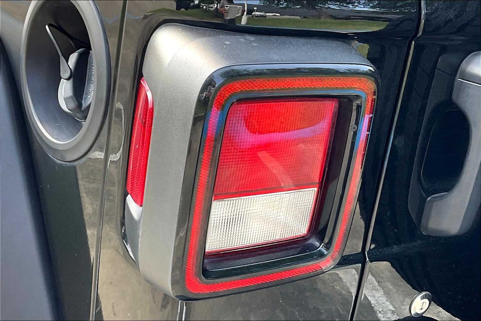 2020 Jeep Wrangler Unlimited Sport S photo 24