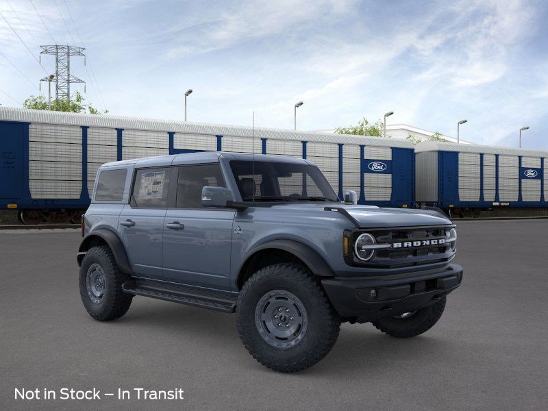 2025 Ford Bronco Outer Banks photo 7